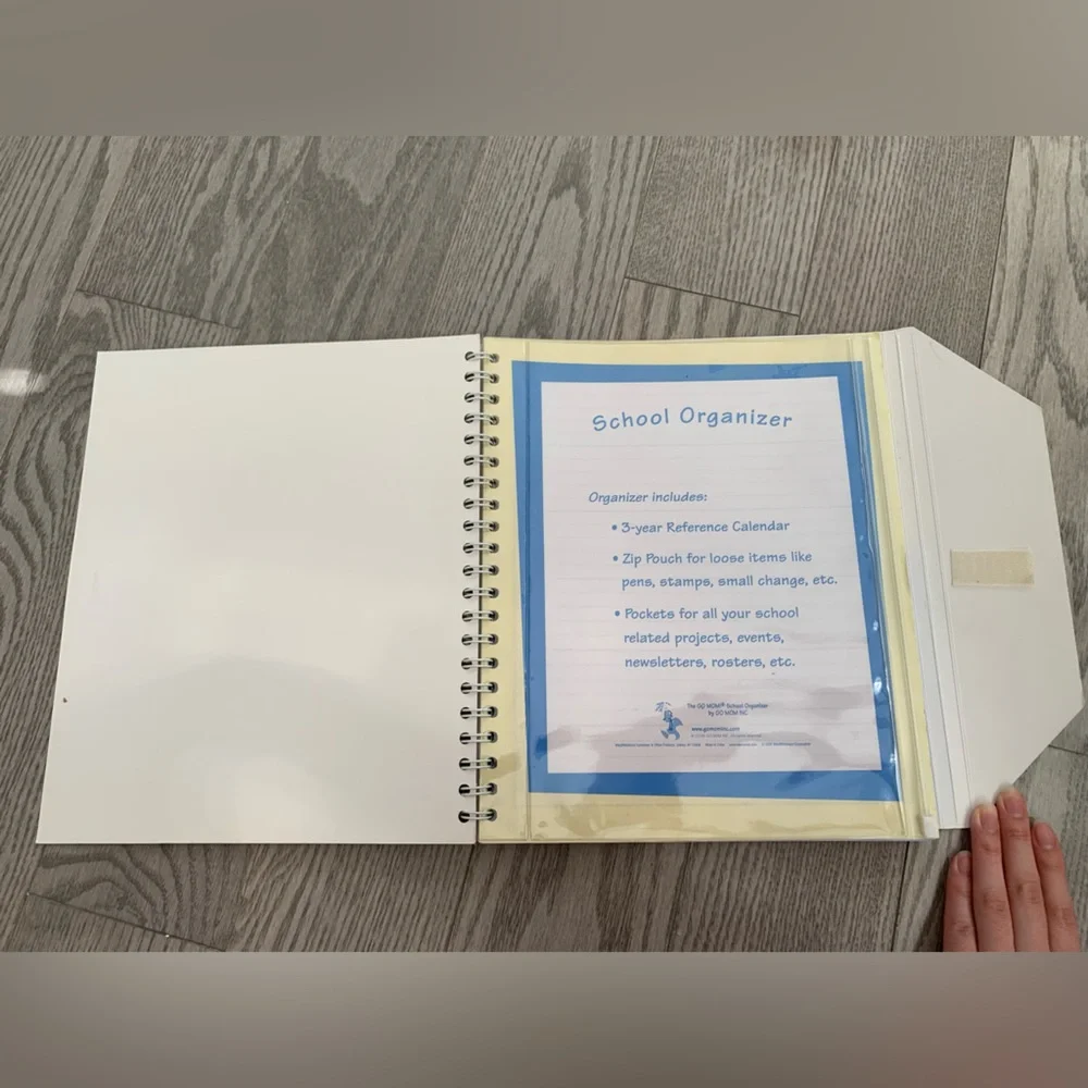 🆕 Day Runner GO Mom! School Organizer folders